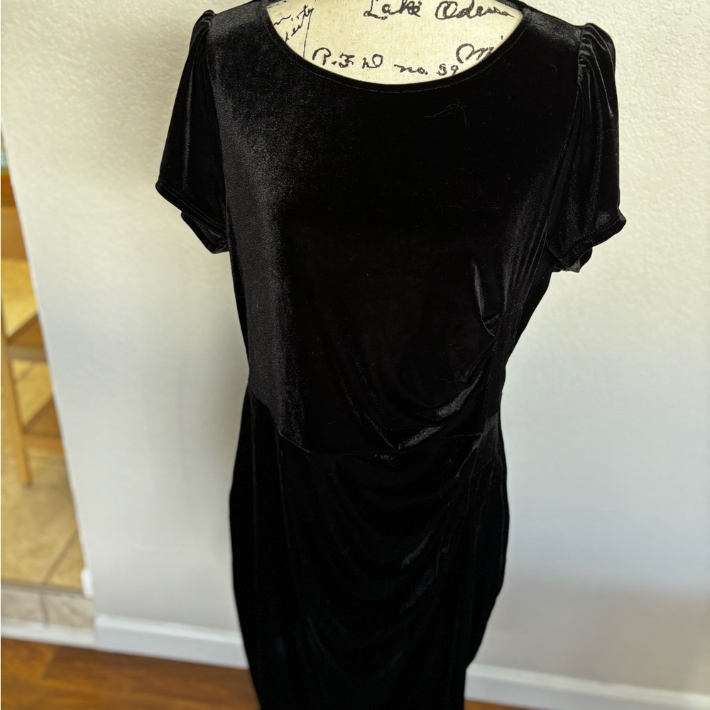 Modcloth Black Velvet Midi Dress
